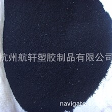 钉钉深度适配Mate XT 2新机 左屏开会沟通 右屏千问办公