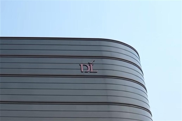 法拉第未来辟谣“总部人去楼空”并将起诉博主 后者硬刚回应！