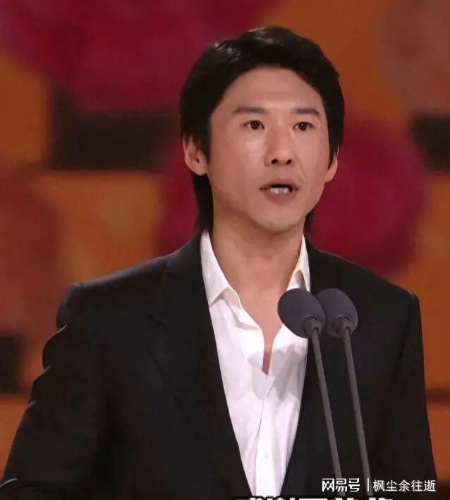 王骁风波升级！继赶母出门后，更多黑料被扒，张译力挺真相！