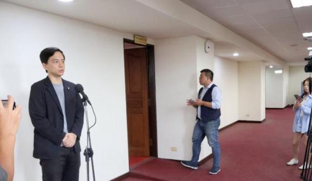 “黄复兴”升格国民党一级单位，牛煦庭：倚重军系盼选举发挥战力